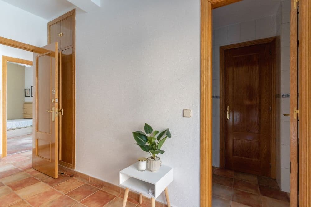 Private room in Madrid photo 4