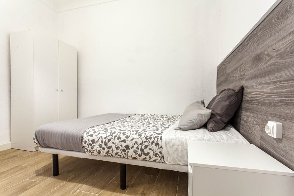 Private room in Valencia photo 2