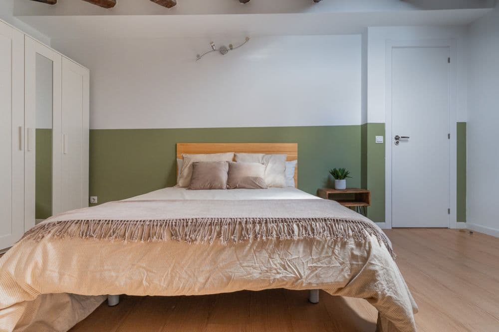 Private room in Madrid photo 3