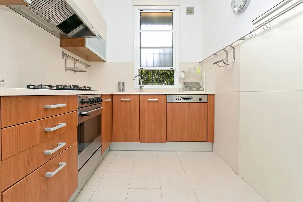 Kitchen 2