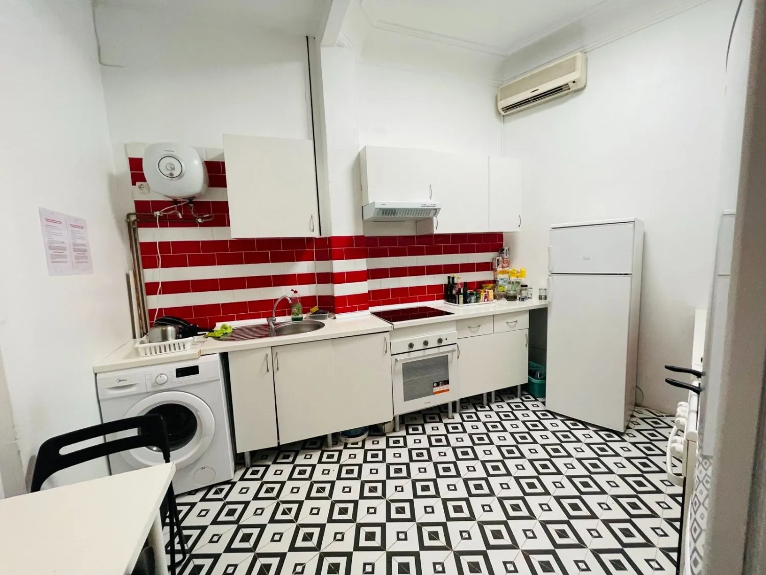Kitchen 1