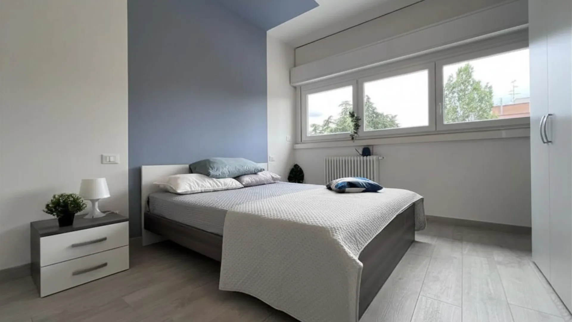 Private room in Milan photo 2